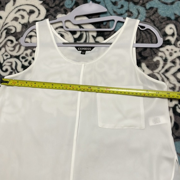 Express White Sleeveless Top with Pocket - Picture 6 of 8